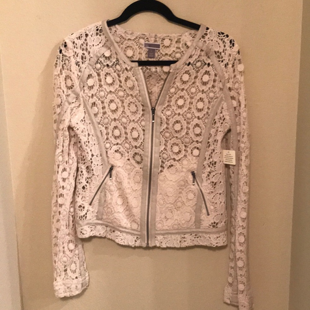 Ivory lace jacke